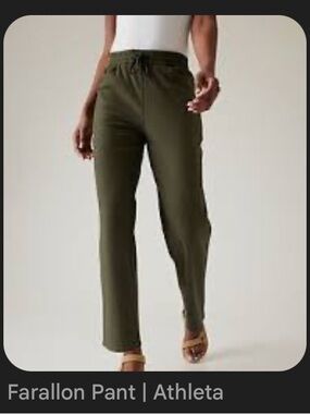 Athleta Farallon Straight-Leg in Olive Small